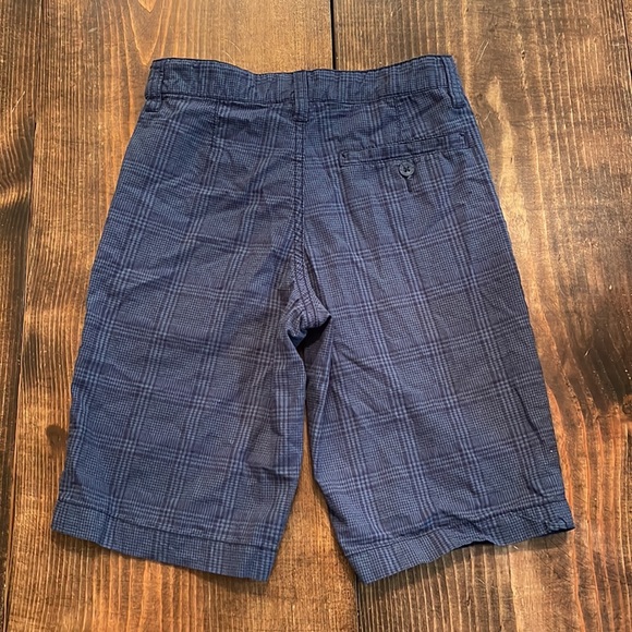Boys Blue Plaid Old Navy Shorts - Picture 3 of 3